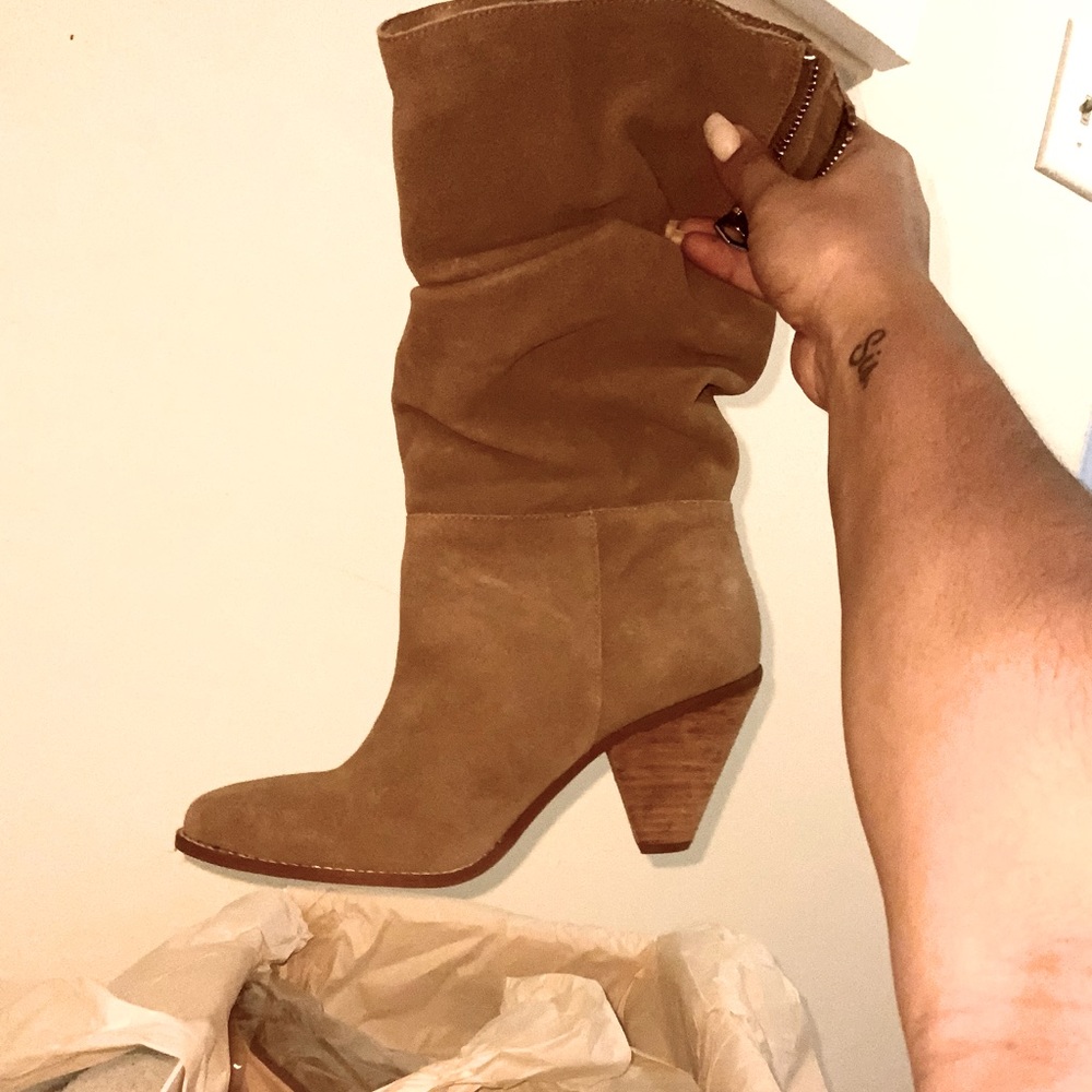 Brand New Chinese Laundry Stella Split Suede Boots